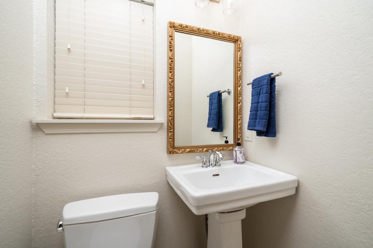 Natalie'S Nook, Lake Hideaway Near Downtown Fun! هوت سبرنغز المظهر الخارجي الصورة